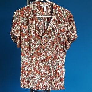 Dressbarn short sleeved multi colored blouse with flower print EUC